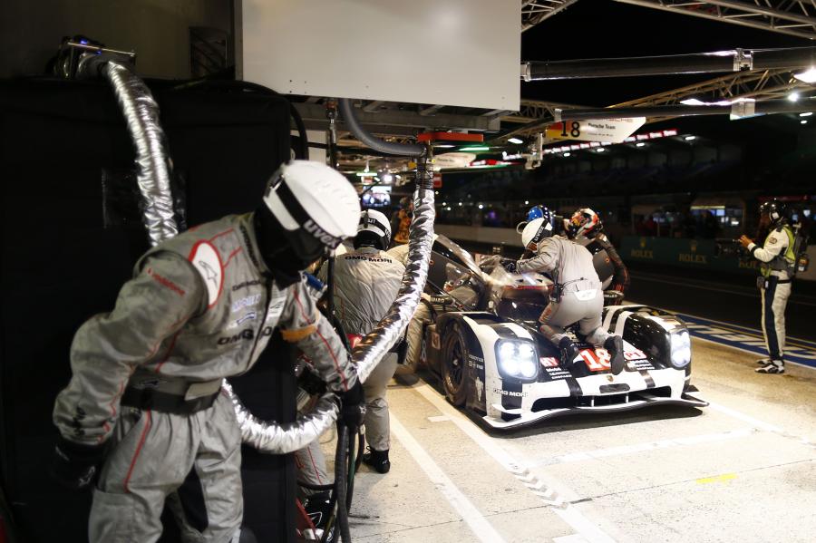  Porsche 919 Hybrid 2015 года  (фото 170 из 481)